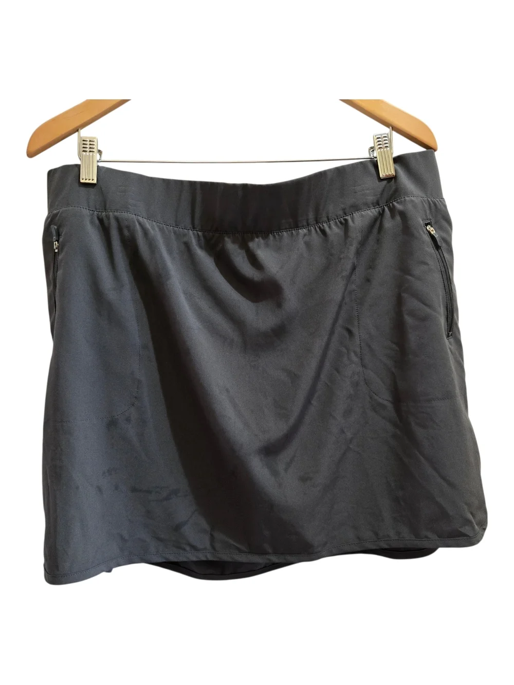 Women’s Performance Skort in Dark Gray - Picture 1 of 4